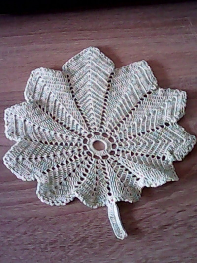 Frühlingsblatt, 21 cm Dm Frühlingsblatt, 21 cm Dm von Dreer-1