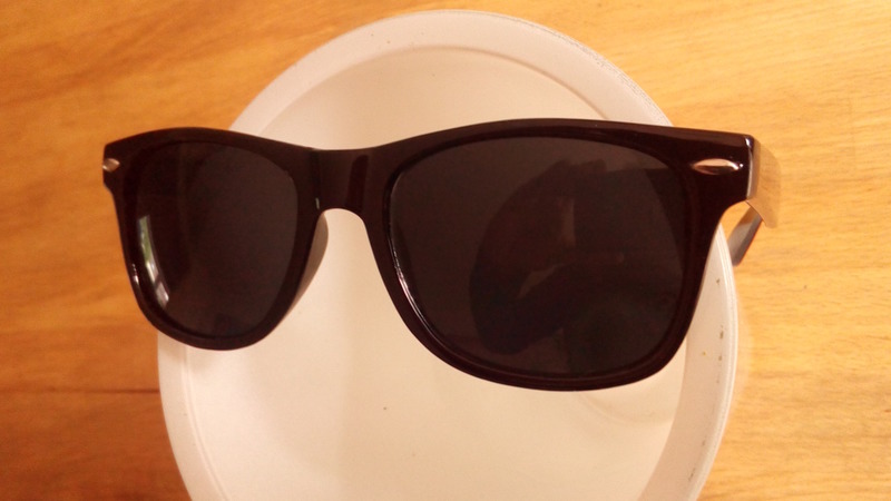 Modische Sonnenbrillen in 11 verschiedenen Ausführungen von dreimal6