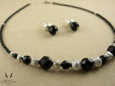 Filigree Pearls // 2er-Set // Kette und Ohrringe von Ackermann-Schmuck