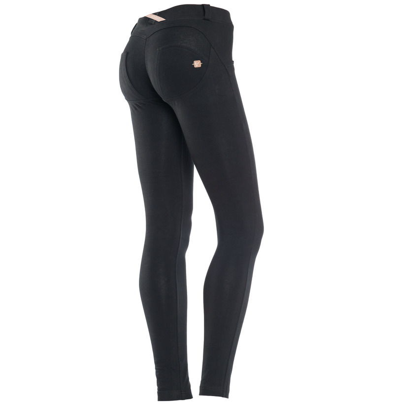WrUp Freddy Skinny Black von Fitness Freak Fashion