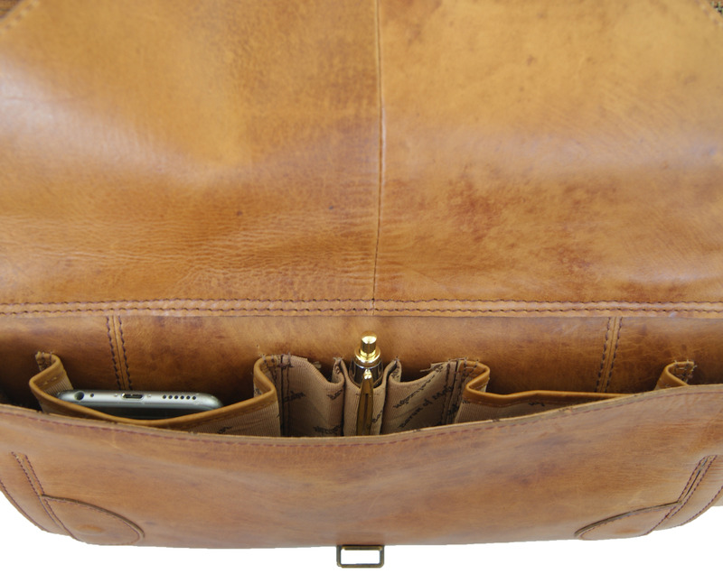 Reisetasche NAPOLEON aus braunem Rodeo-Leder - inkl. Lederpflege Reisetasche NAPOLEON aus braunem Rodeo-Leder - inkl. Lederpflege von Ledertaschenshop24