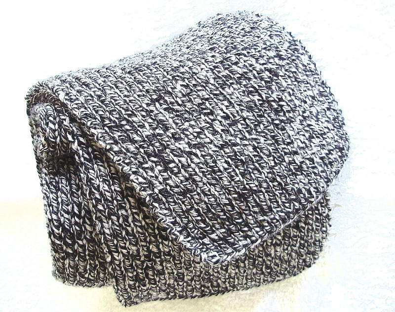 Herrenschal★Strickschal★in schwarz-grau★handgestrickt und extralang★ Herrenschal★Strickschal★in schwarz-grau★handgestrickt und extralang★ von Hobbyhaus