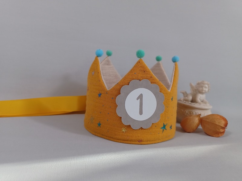 Geburtstagskrone Stoffkrone Musselin Krone Geburtstag Kind Geburtstagskrone Stoffkrone Musselin Krone Geburtstag Kind von SilberKitty
