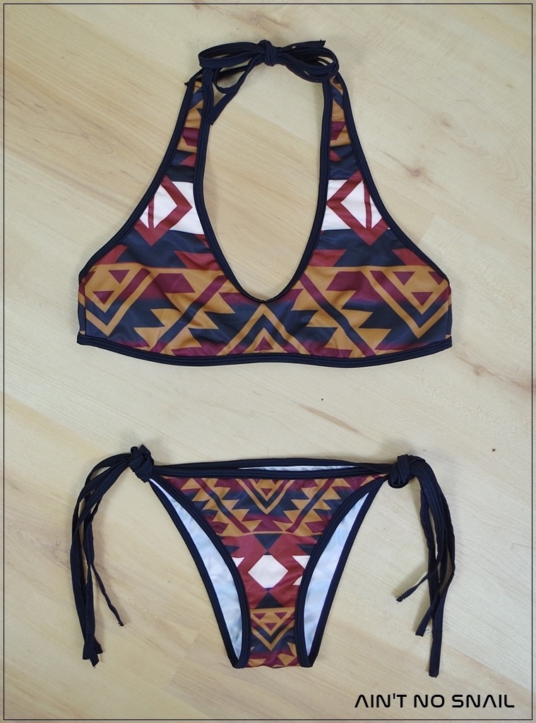 Bohemian Bikini mit ethno Print, Hippie style Bohemian Bikini mit ethno Print, Hippie style von Ain't no snail