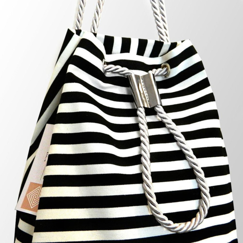 Baumwolle/Leder Beutsack „Minimal“ von Erika Szücs