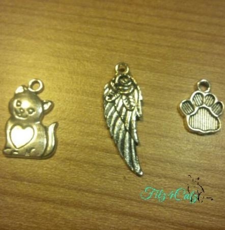 Tierfellschmuckanhänger Eule mit Wunschanhänger Tierfellschmuckanhänger Eule mit Wunschanhänger von Filz4Catz