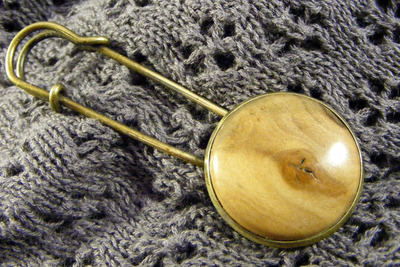 Tuchnadel / Kiltnadel Kumoi Holz Ø 25mm Tuchnadel / Kiltnadel Kumoi Holz Ø 25mm von Holzfelge