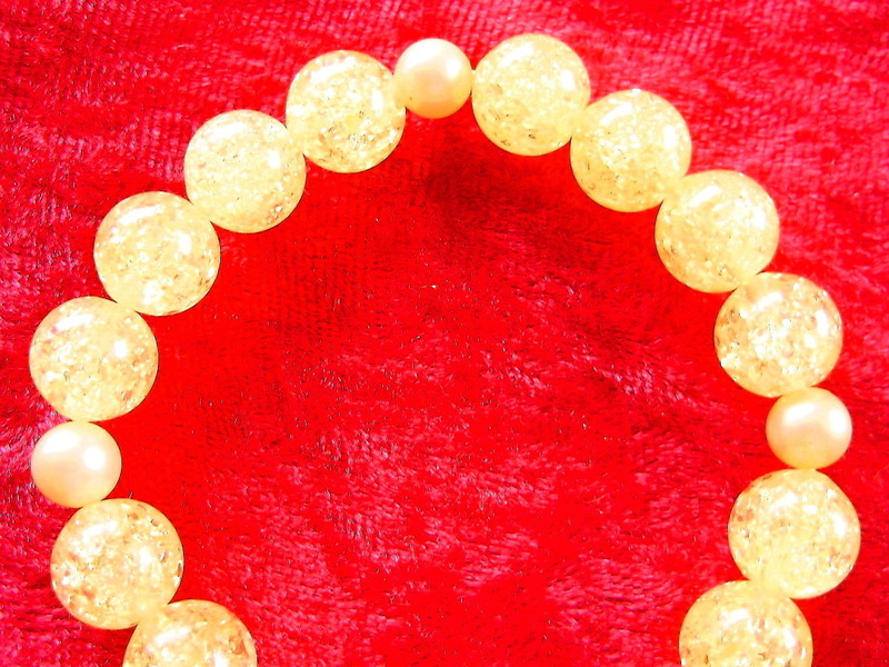 Perlenarmband♥Honigtau♥silberfarbene Perlkappen♥ Perlenarmband♥Honigtau♥silberfarbene Perlkappen♥ von Hobbyhaus