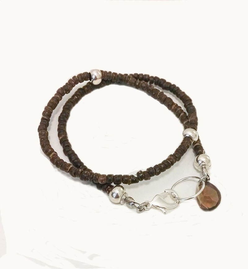 Holzperlen Doppel Drahtarmband von Unikats-by-Sabine-Greim