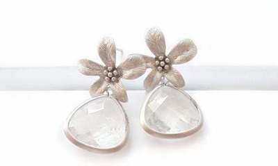Brautschmuck Ohrringe Kristall Blüten Silber Brautschmuck Ohrringe Kristall Blüten Silber von CRYSTALLS.de