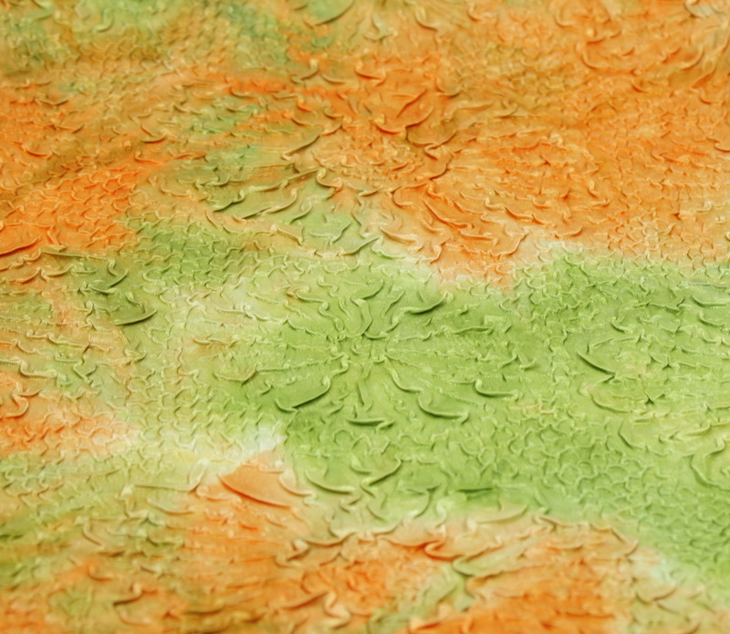 Rundschal grün orange crash batik Optik von klennes
