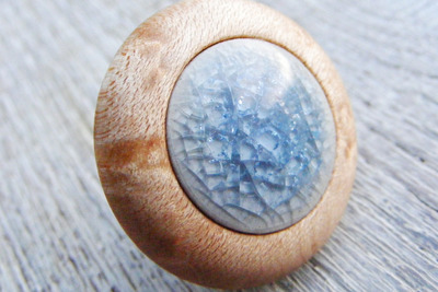 Holz Ring Silber 925 Vogelaugenahorn Holz / Porzellan Ø 32mm verstellbar Holz Ring Silber 925 Vogelaugenahorn Holz / Porzellan Ø 32mm verstellbar von Holzfelge