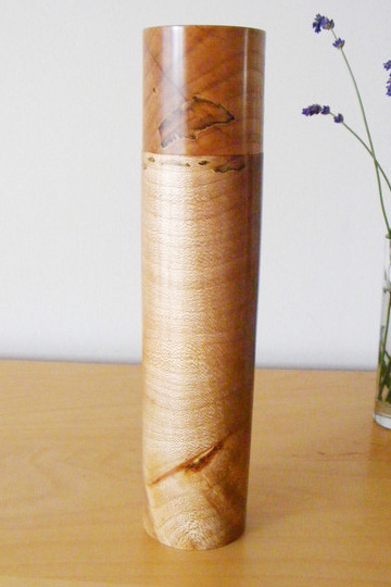 Salz,-Pfeffermühle aus Platanenholz / Größe: Ø59 x 267 mm Salz,-Pfeffermühle aus Platanenholz / Größe: Ø59 x 267 mm von Holzfelge