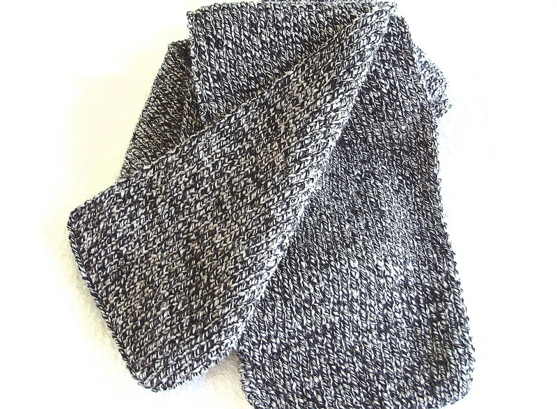 Herrenschal★Strickschal★in schwarz-grau★handgestrickt und extralang★ Herrenschal★Strickschal★in schwarz-grau★handgestrickt und extralang★ von Hobbyhaus