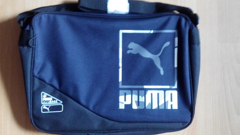 PUMA Schultertasche Sporttasche Modell "Echo" Schwarz oder Blau PUMA Schultertasche Sporttasche Modell "Echo" Schwarz oder Blau von dreimal6