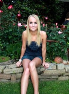laura.schultz