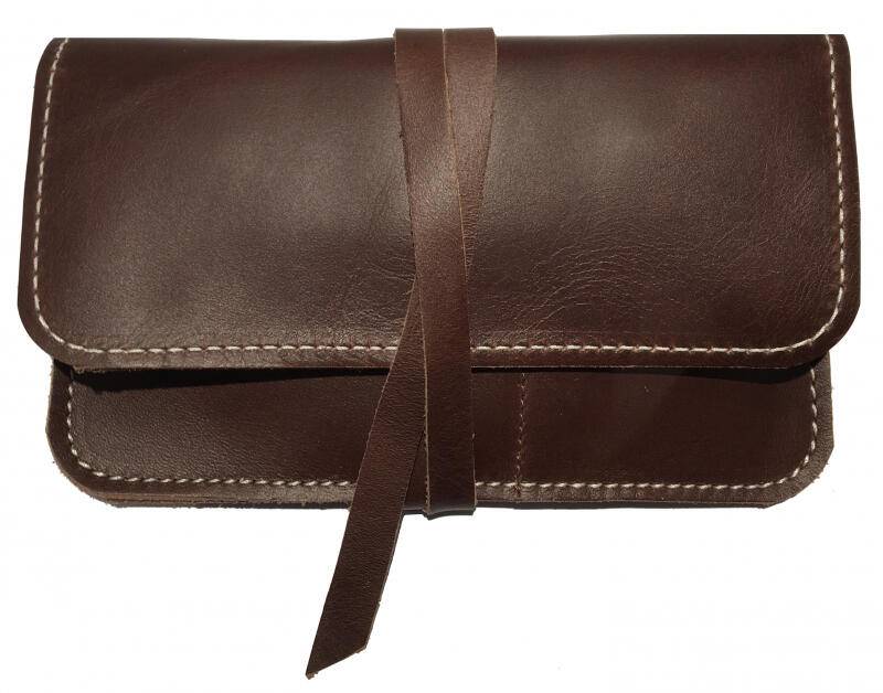 KALOS AND SONS Quarter Tabaktasche echt Rindleder mit Lederschnur kastanienbraun Braun von -