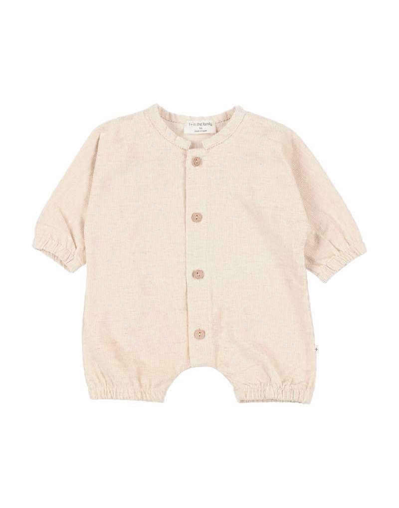 1 + IN THE FAMILY Babystrampler & -latzhosen Kinder Beige von 1 + IN THE FAMILY