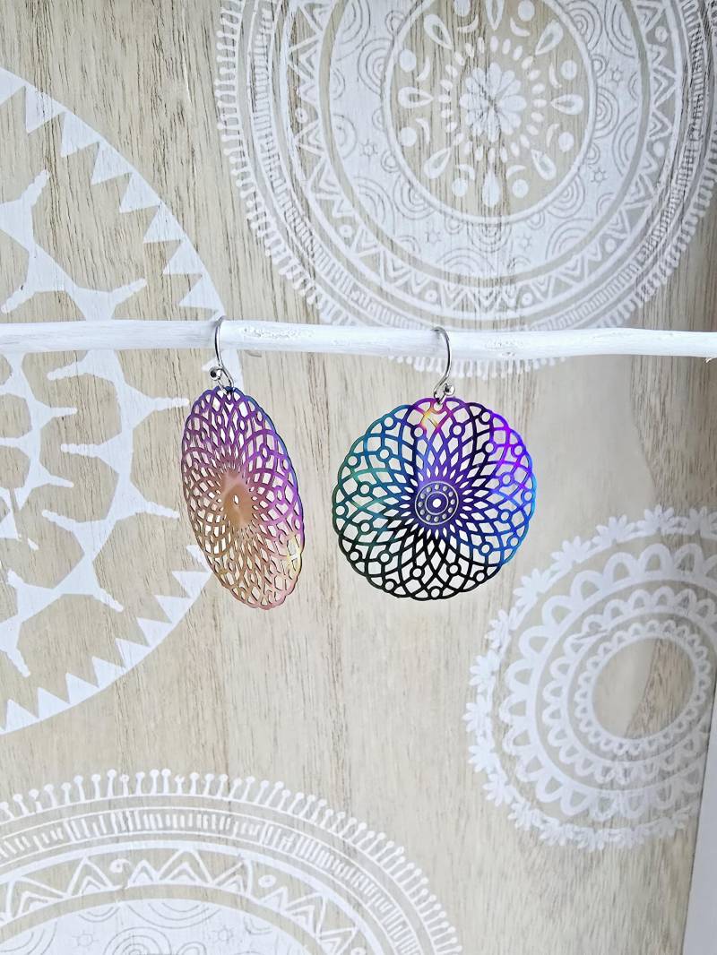 Filigrane Mandala Ornament Ohrringe 31x30mm Filigrane Mandala Ornament Ohrringe 31x30mm von 1000Gluecksmomente