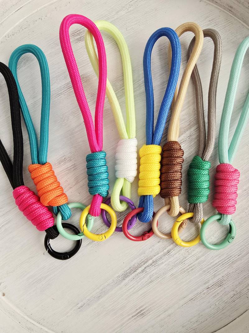 Schlüsselanhänger Paracord Nylon in Diversen Farben Retro von 1000Gluecksmomente