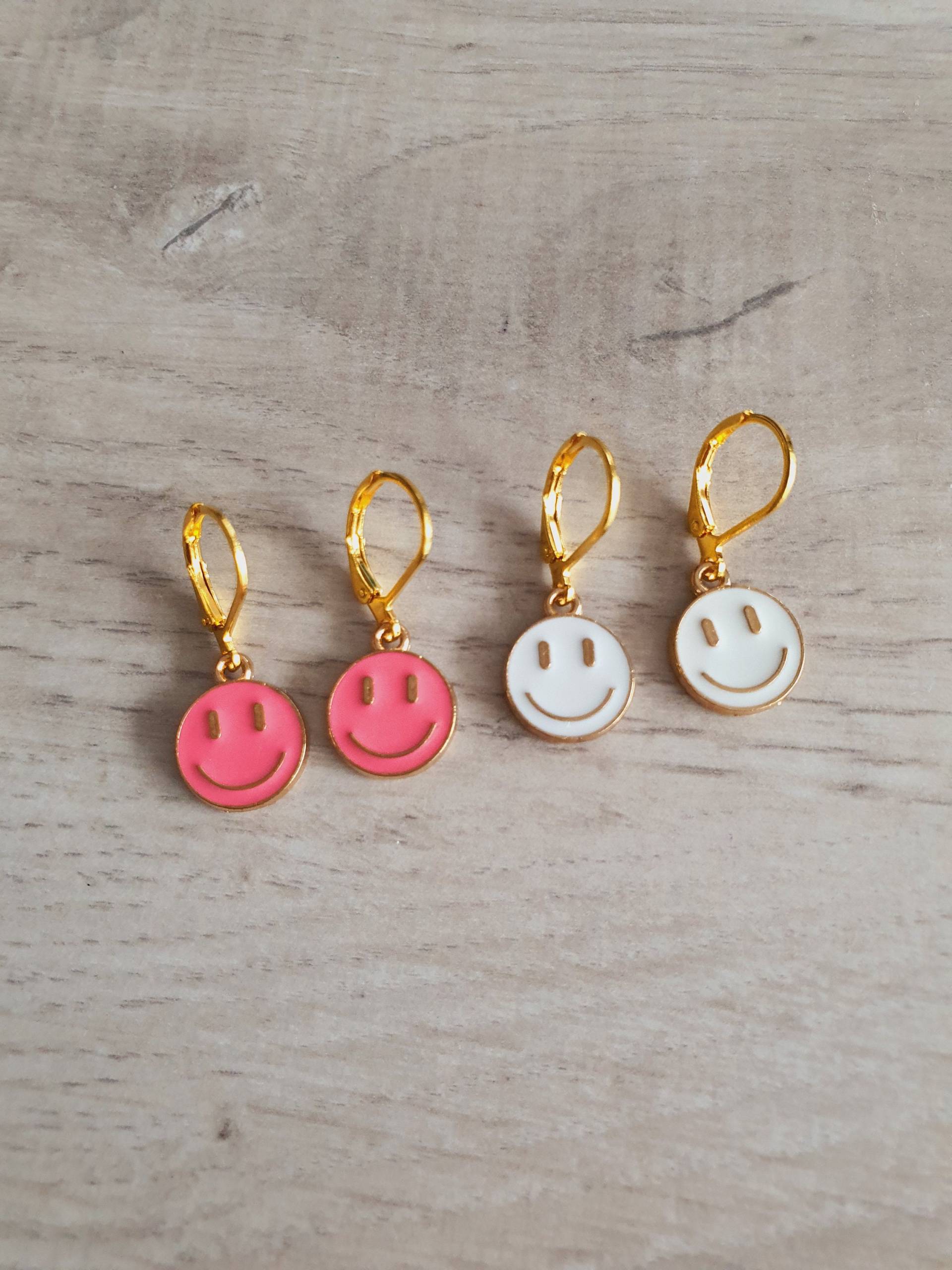 Smiley Ohrringe Pink Oder Weiß Smiley Ohrringe Pink Oder Weiß von 1000Gluecksmomente