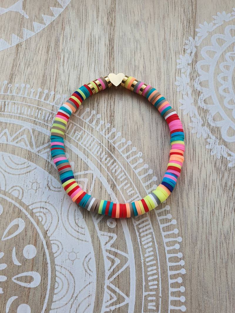 Herz Gold Armband Mit Katsuki Perlen Bunt Und Ibiza Style Perlenarmband Heishi Herz Gold Armband Mit Katsuki Perlen Bunt Und Ibiza Style Perlenarmband Heishi von 1000Gluecksmomente