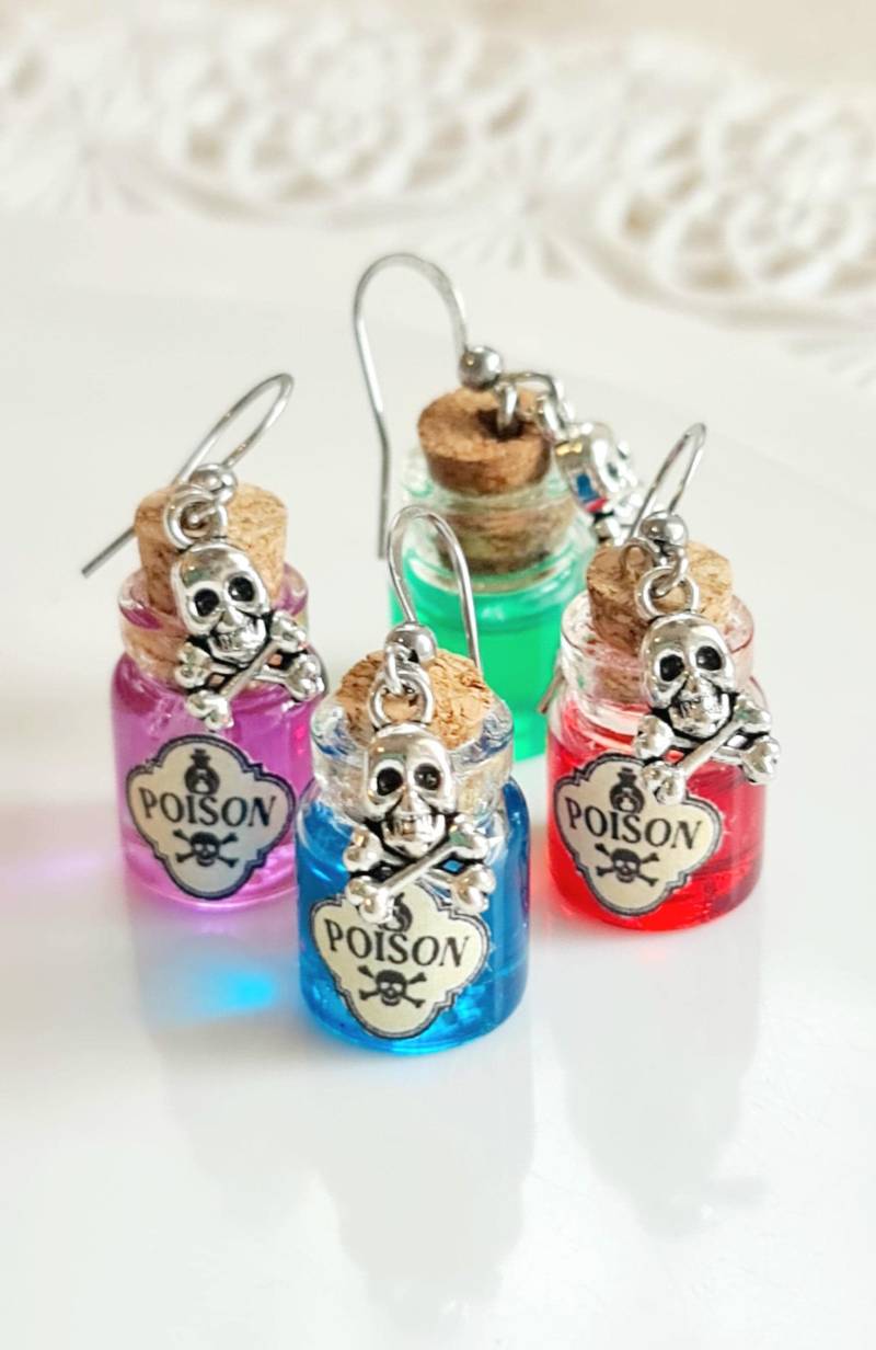 Personalisierbare Ohrringe Mit Giftfläschchen Für Halloween von 1000ideeregalo