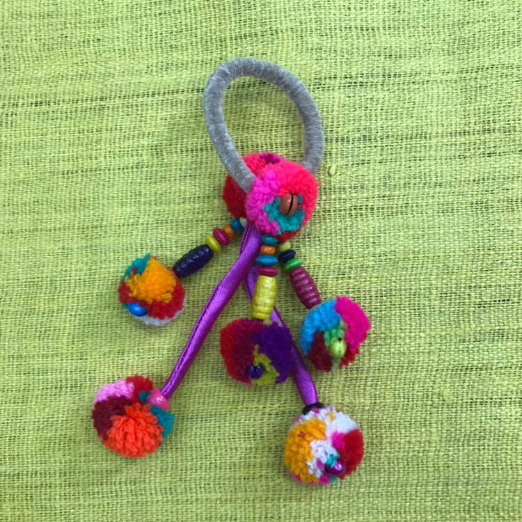 10 Pompom Haarbänder von 1000roads