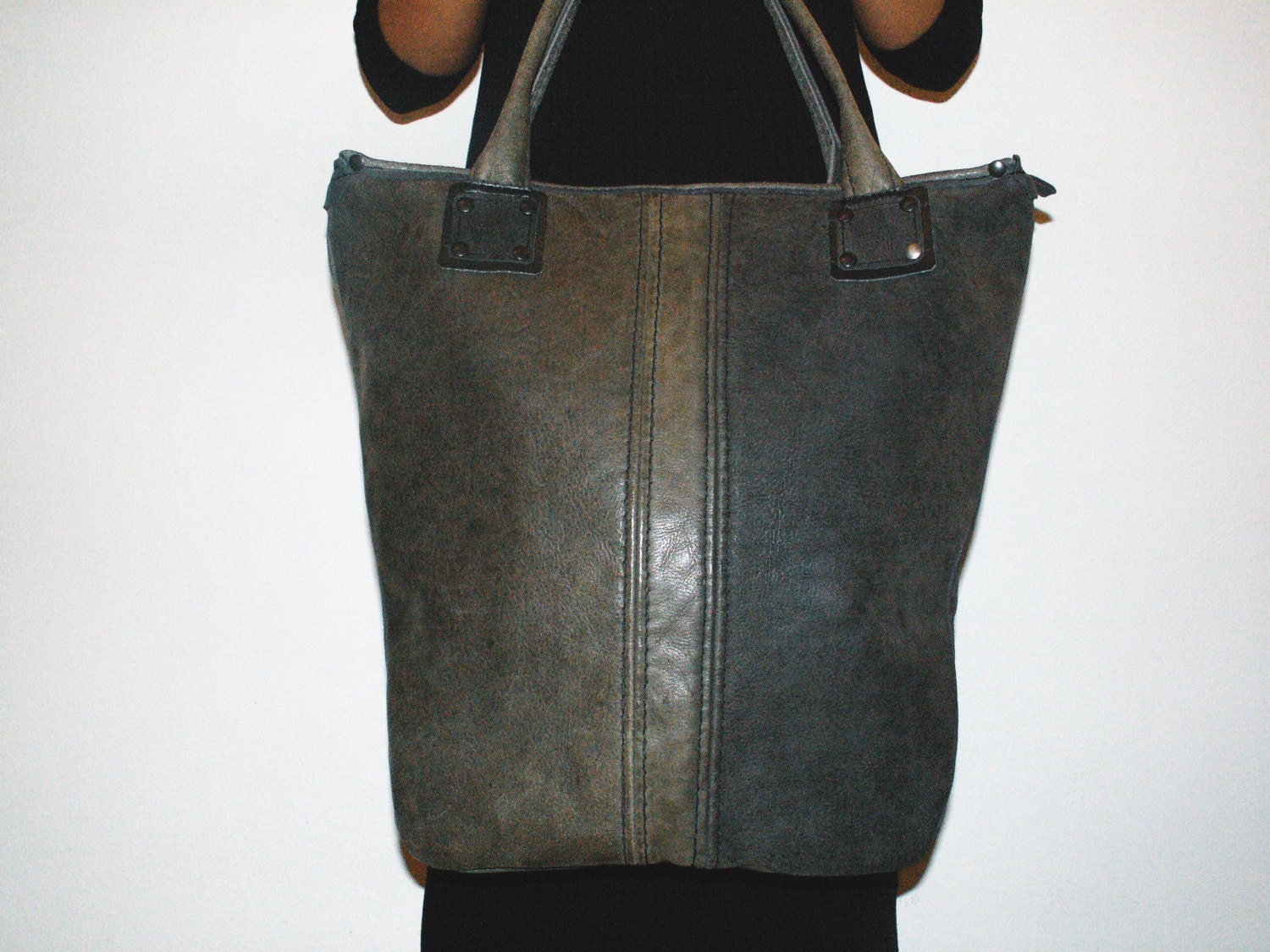 Nr.8 Maxi-Ledertasche/Recycelte Ledertasche Handgefertigte Vintage-Ledertasche Große Wiederverwendetes Leder Nr.8 Maxi-Ledertasche/Recycelte Ledertasche Handgefertigte Vintage-Ledertasche Große Wiederverwendetes Leder von 10BagsShop