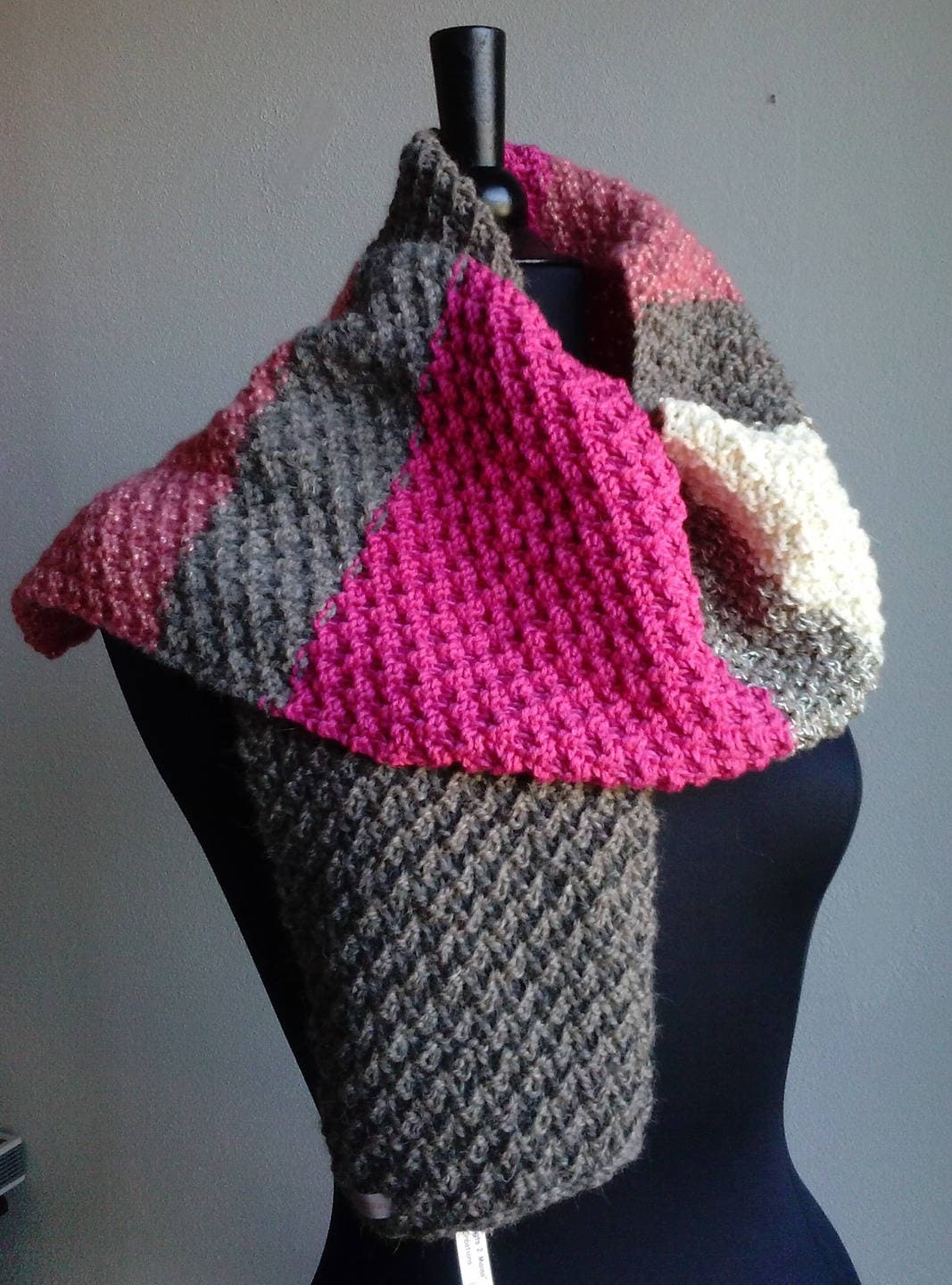 Schal Frau Mädchen Aus Reiner Wolle Multimaterialien Pt Fancy Pink Ecru Braun Schal Frau Mädchen Aus Reiner Wolle Multimaterialien Pt Fancy Pink Ecru Braun von 10Doigts2Mains