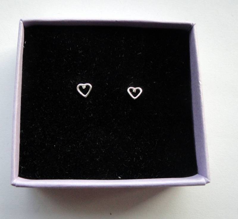 Kleine Herzohrstecker, Schmuck Des Jungen Mädchens von 10WESTJewellery