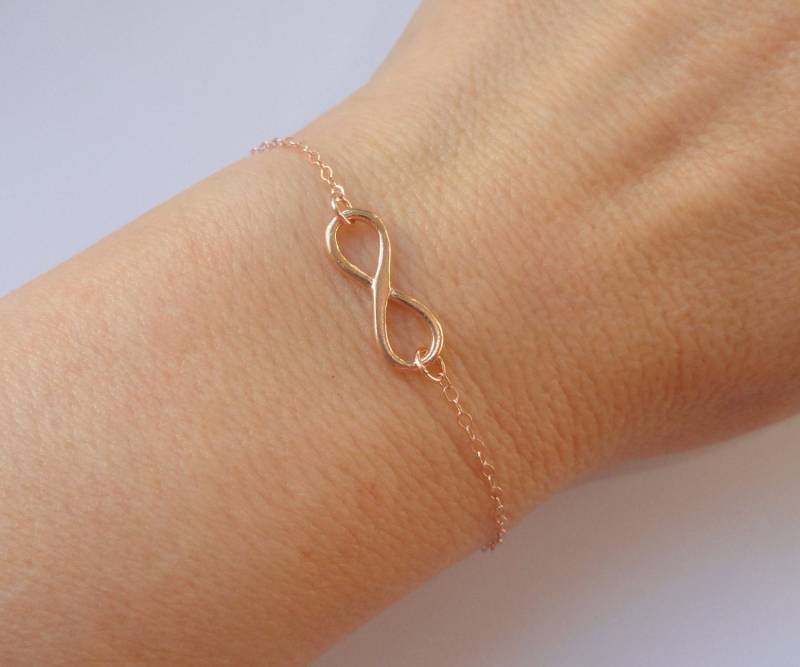 Rose Gold Unendlichkeit Charme Verstellbar Armband von 10WESTJewellery