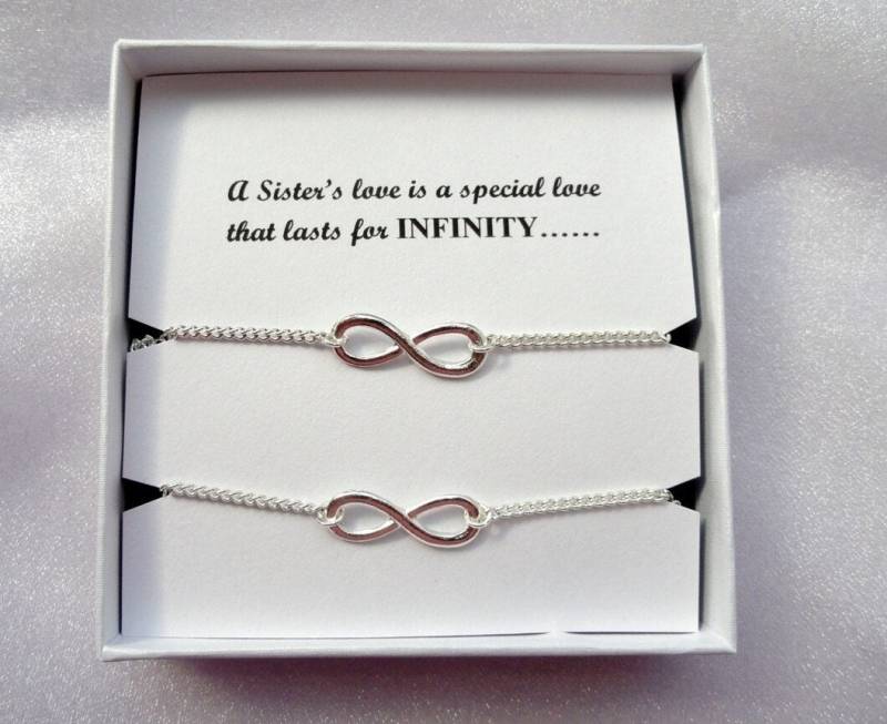 Schwester Geschenk Zwei Silber Infinity Armbänder Set von 10WESTJewellery