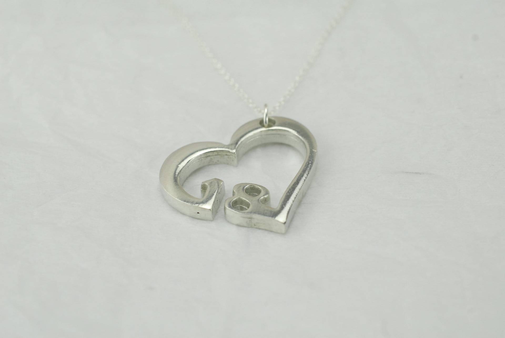 18 Jahre Jubiläum Herz Anhänger/Halskette - Geschenk von 10thAnniversaryGifts