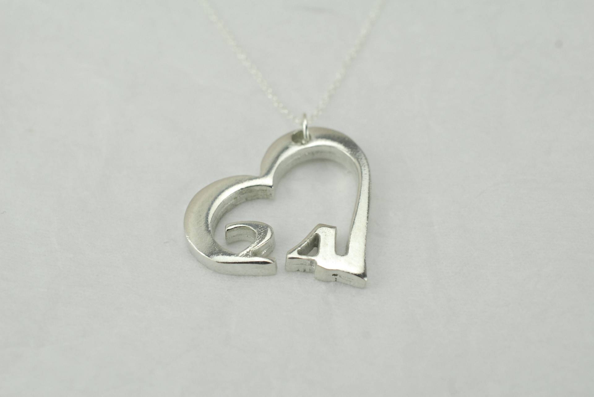 24 Jahre Jubiläum Herz Anhänger/Halskette - Geschenk von 10thAnniversaryGifts