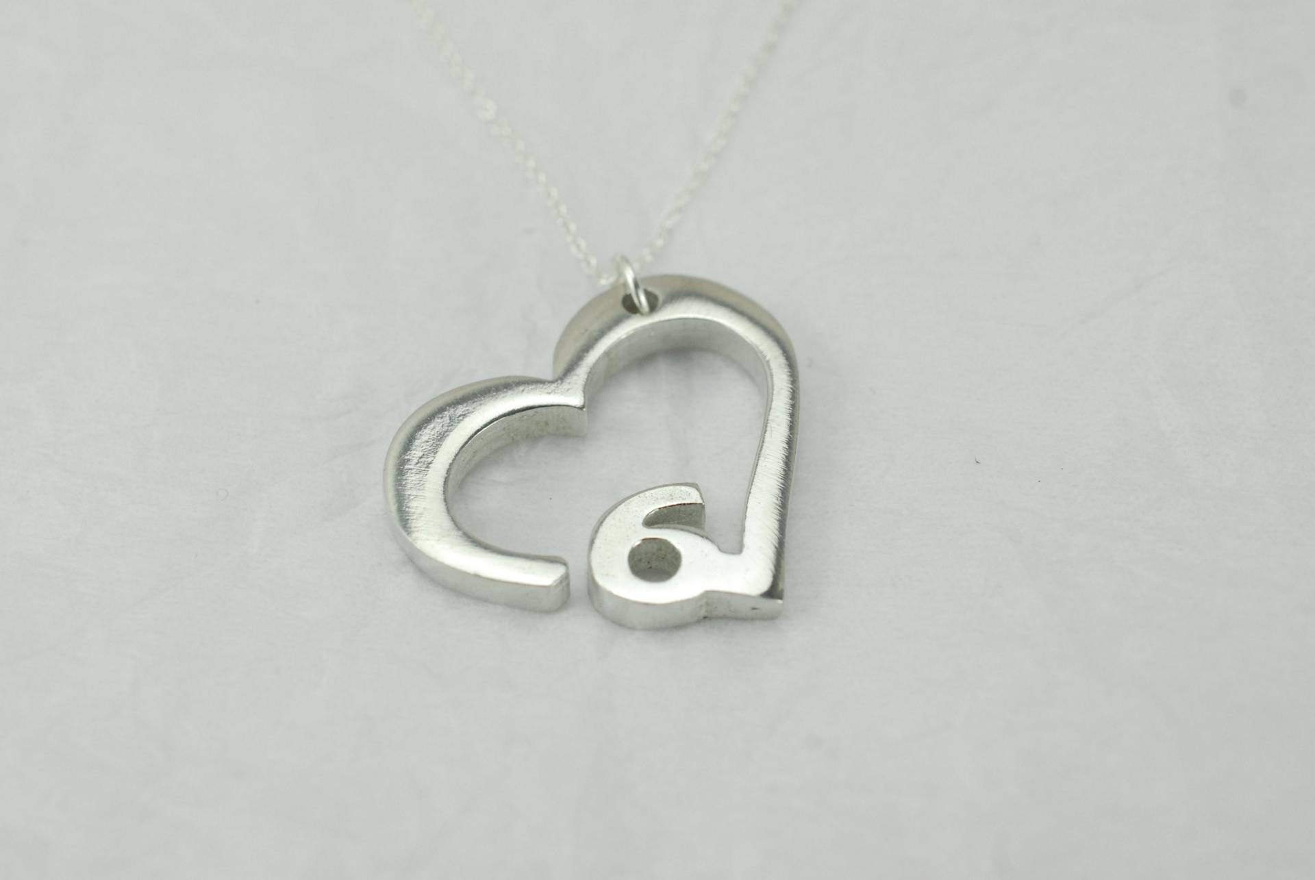 6 Jahre Jubiläum Herz Anhänger/Halskette - Geschenk von 10thAnniversaryGifts