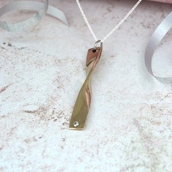 Gedrehter Bronze- Und Diamantanhänger Zum 8. Hochzeitstag - Perfektes Geschenk Jahrestag von 10thAnniversaryGifts