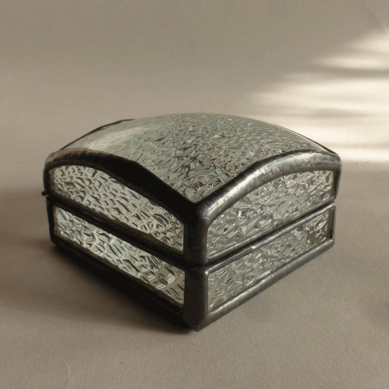 Buntglas Ring Box Abstraktes Muster, Zinn-Finish Buntglas Ring Box Abstraktes Muster, Zinn-Finish von 1178box