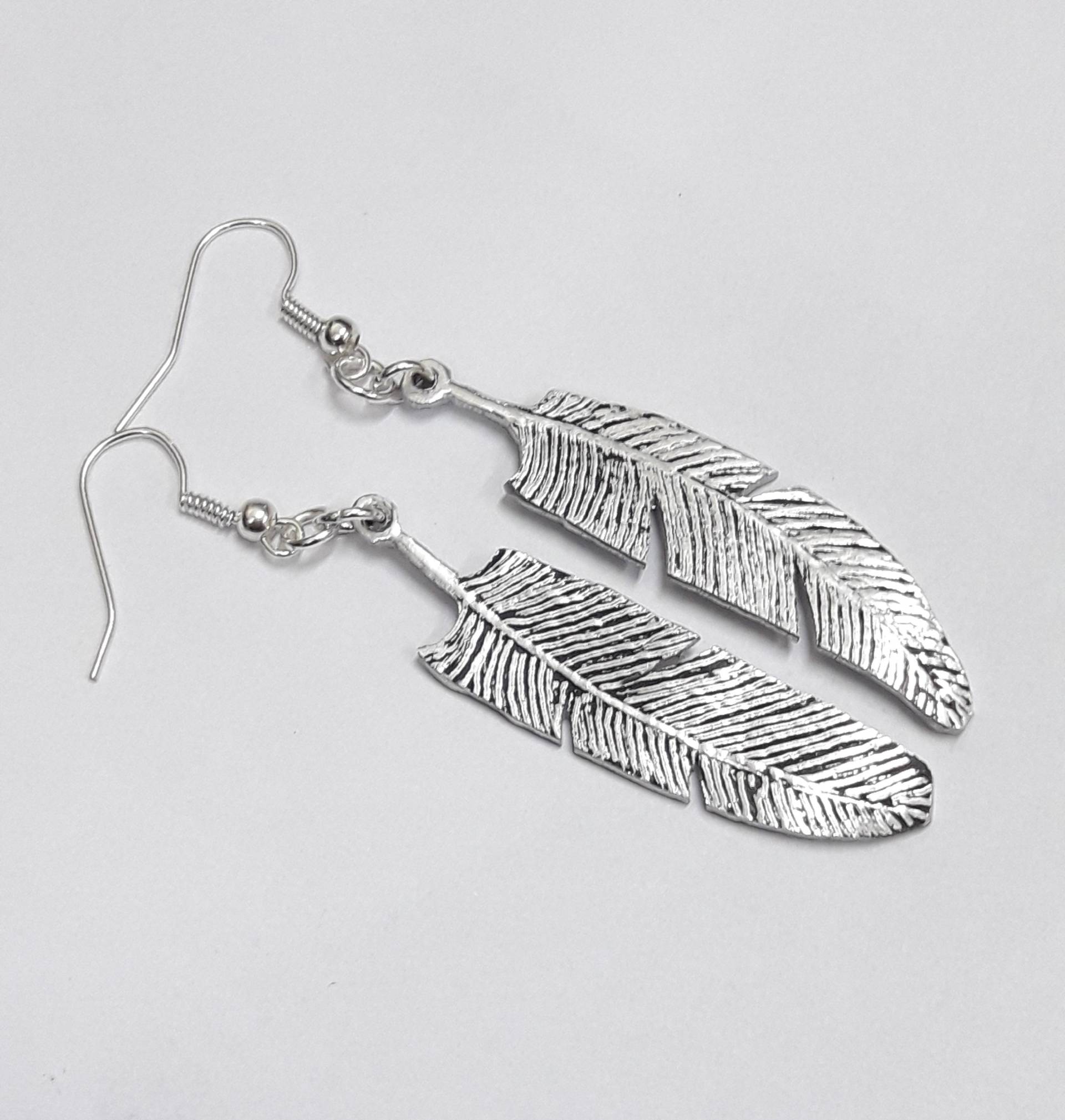 Mit Benutzerdefiniertem Text. Aluminium-Ohrringe in Form Einer Feder von 13AlGioielli