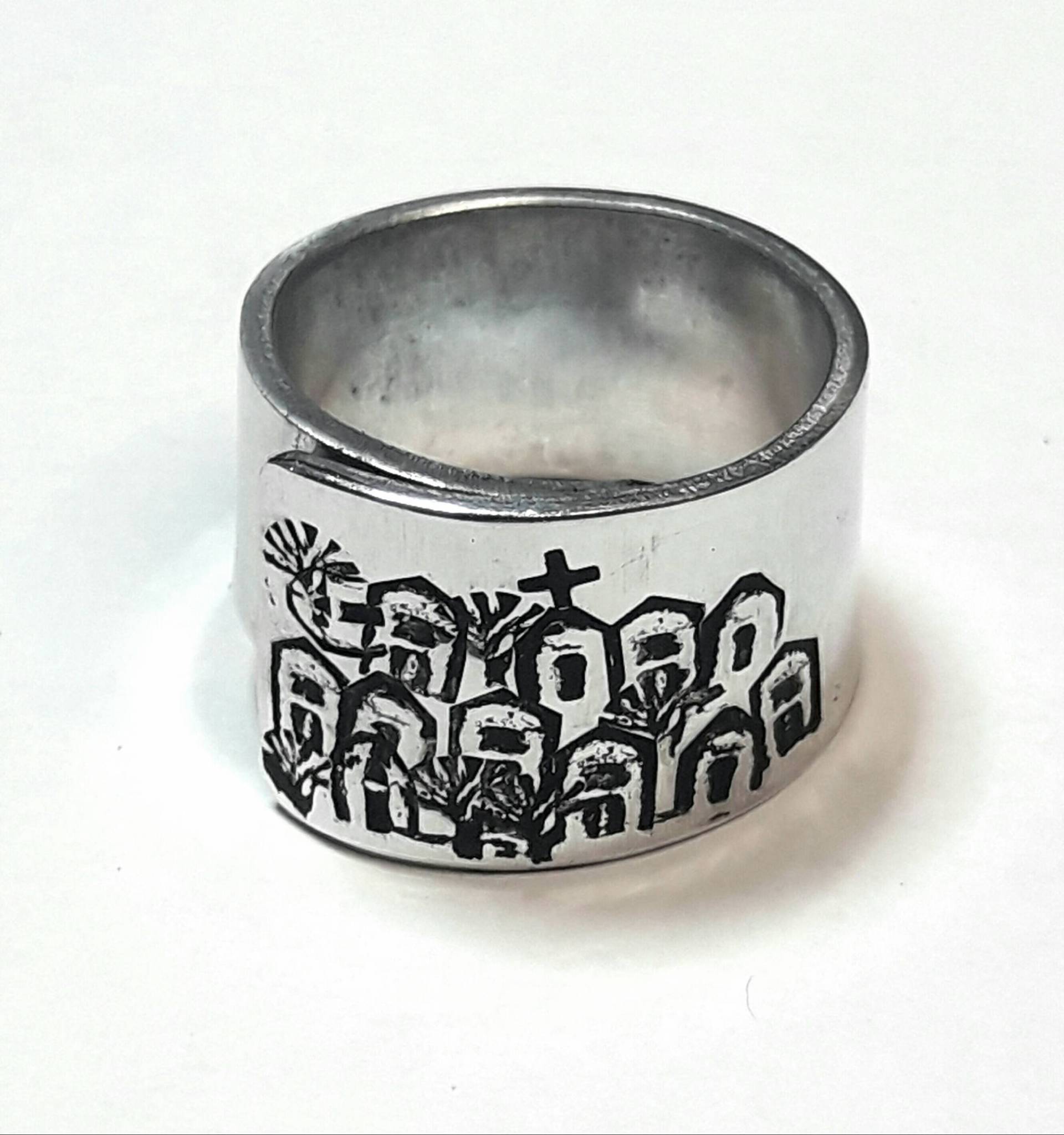 Offene-Band-Aluminium-Ring Mit Dorf, Gravierte Häuser, Internen Benutzerdefinierten Text von 13AlGioielli