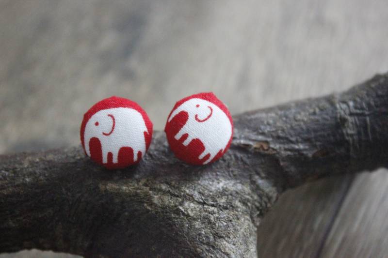 Elefant Gestüt Ohrringe, Elefanten Schmuck, Geschenk, Print, Elefant-Liebhaber-Geschenk, Taste Ohrringe von 13DaisyChains