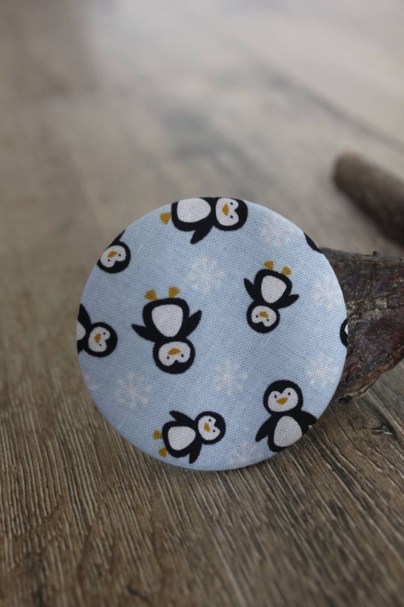 Pinguin Taschenspiegel, Geschenk, Schminkspiegel, Handtaschenspiegel, Stoff Bezogener Spiegel, Kompaktspiegel, Runder Spiegel von 13DaisyChains