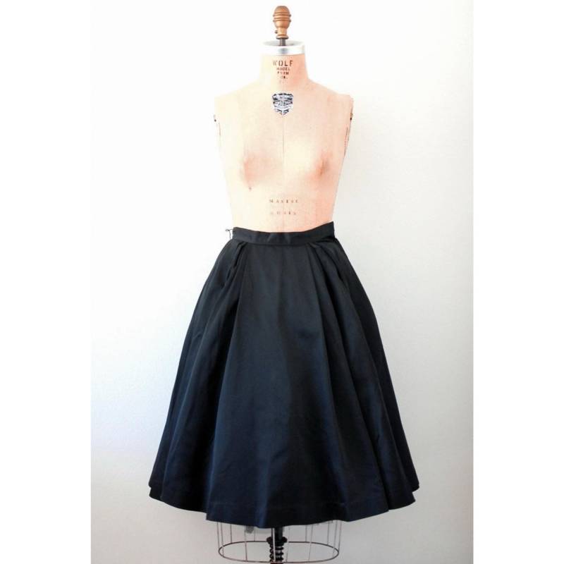 Vintage 50Er Jahre 1950Er Jo Collin Schwarzer Satin Plissee Party Tellerrock Vintage 50Er Jahre 1950Er Jo Collin Schwarzer Satin Plissee Party Tellerrock von 13bees