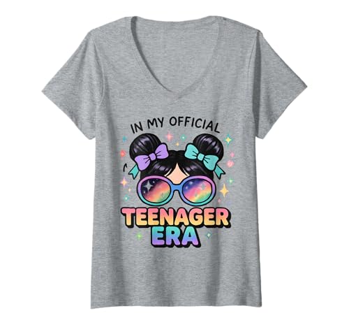 Damen In My Official Teenager Era – 13. Geburtstag T-Shirt mit V-Ausschnitt von 13th Birthday Quotes & Gifts