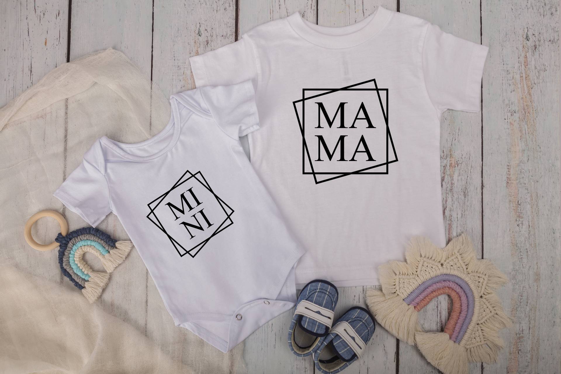 Mama Und Mini Shirt Mit Baby Shirt, Set Mutter Tochter Sohn Kind Print Mama Und Mini Shirt Mit Baby Shirt, Set Mutter Tochter Sohn Kind Print von 16thJanuaryShop