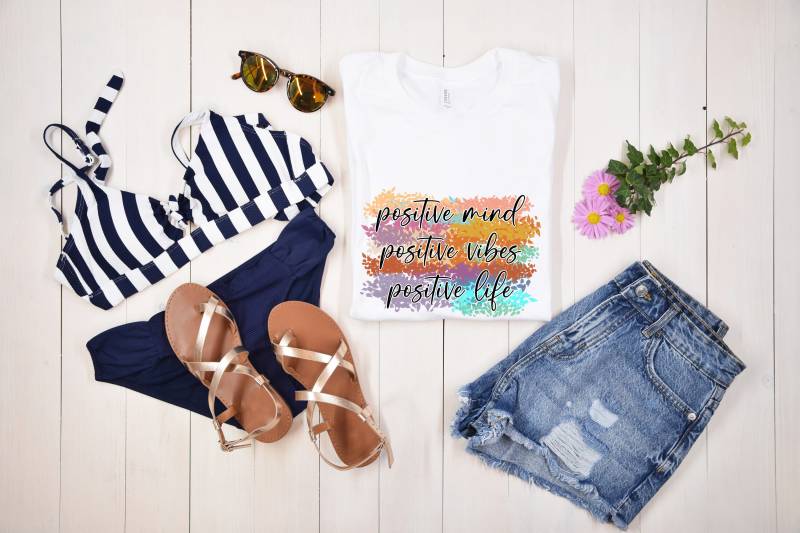 Positiver Geist Positive Vibes Positives Leben T-Shirt, Sonnen Shirt, Sommer Strand Bunt Regenbogen Print Shirt von 16thJanuaryShop