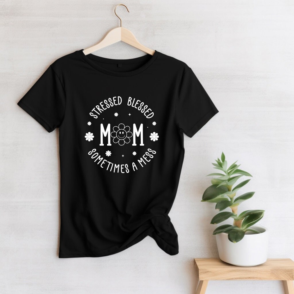stress Gesegnet Manchmal Ein Chaos Mama-Shirt Mutter-Shirt Süßes Mama-Geschenk Muttertagsgeschenk Neue stress Gesegnet Manchmal Ein Chaos Mama-Shirt Mutter-Shirt Süßes Mama-Geschenk Muttertagsgeschenk Neue von 16thJanuaryShop