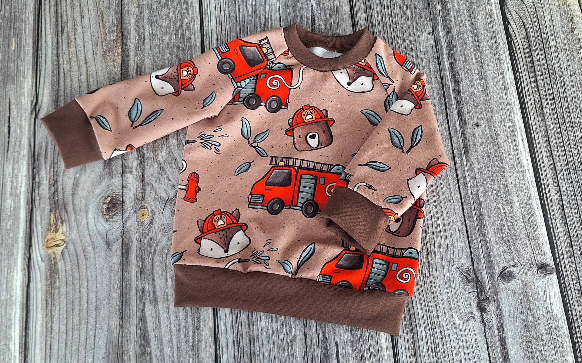 Baby Kinder Pullover/Langarmshirt Feuerwehr Bio-Baumwolle Braun - Leichter Stoff French Terry Sommersweat Feuerwehrauto Geschenk von 17Maschen