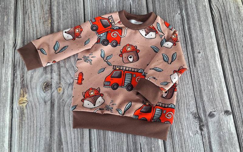 Baby Kinder Pullover/Langarmshirt Feuerwehr Bio-Baumwolle Braun - Leichter Stoff French Terry Sommersweat Feuerwehrauto Geschenk von 17Maschen