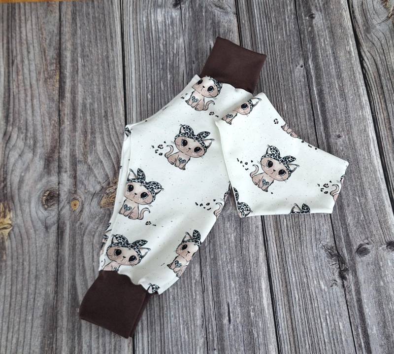 Pumphose Katze Mit Haarband Bio Jersey Baby Hose Schlupfhose Geschenk Geburt Kinderhose Taufe Kind Mädchen Jungen Leoparden Look Mietze von 17Maschen